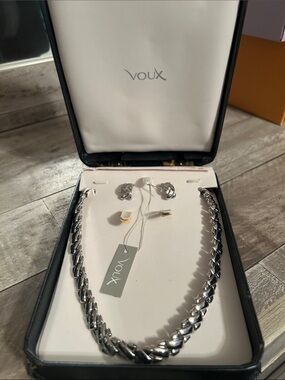 Voux Women's Silvertone Chain Necklace and Earring Set